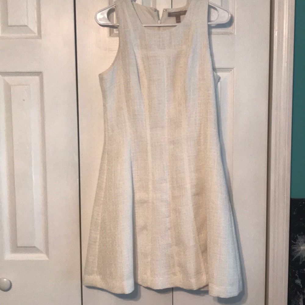Sleeveless dress